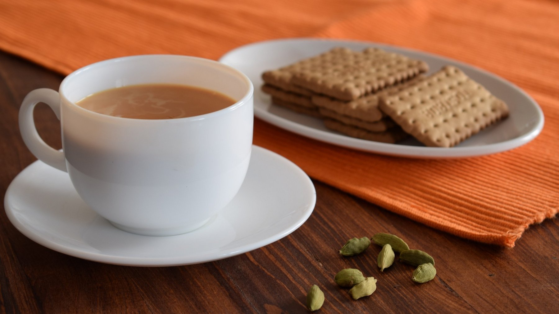 Teetasse und Kekse