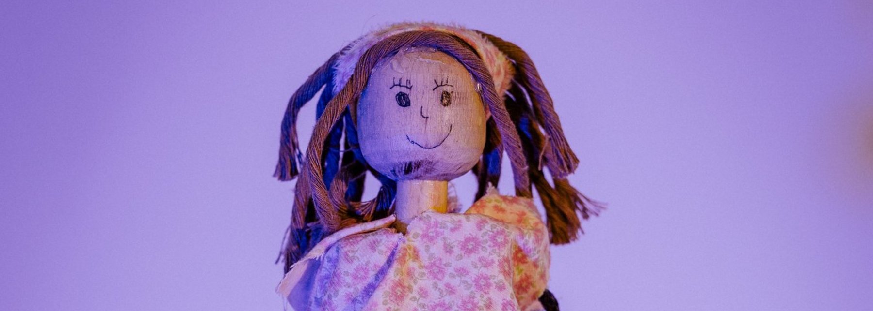 Eine Puppenfigur