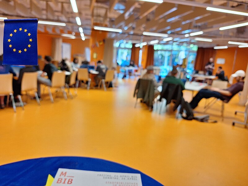 Spieleentwickler*innen in der Stadtbibliothek im Motorama