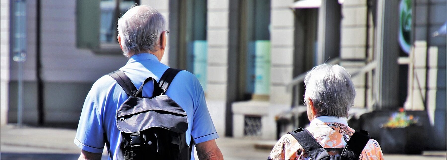 zwei Senior*innen