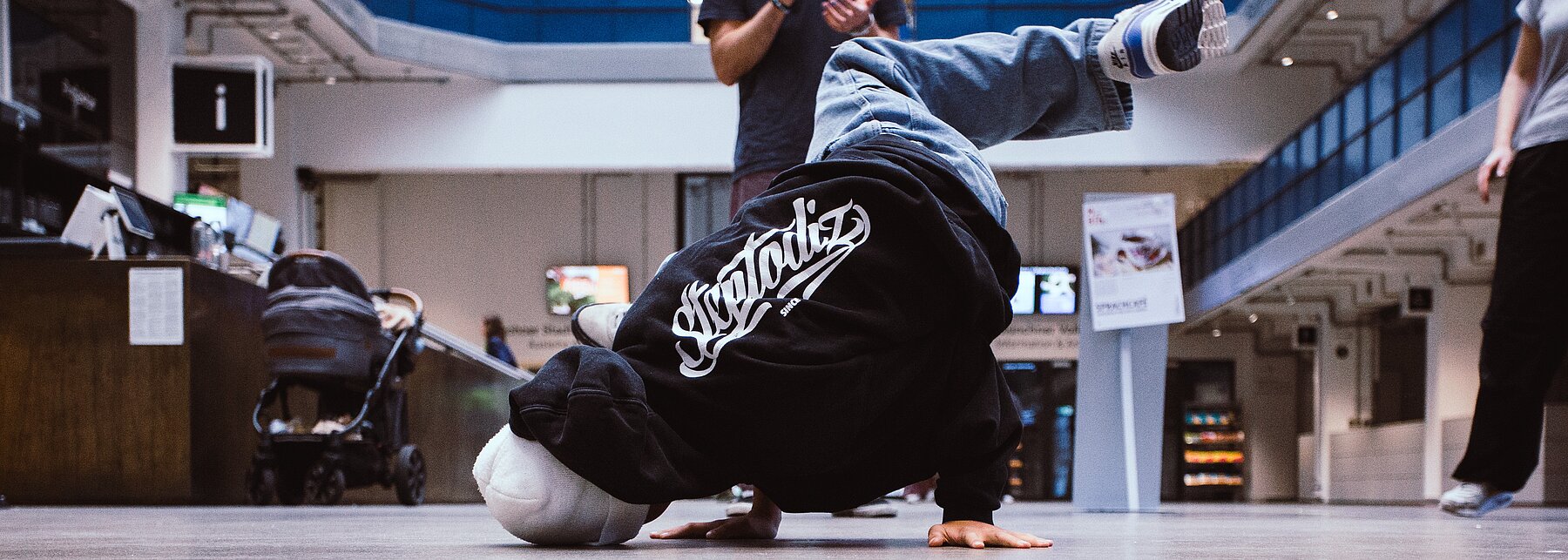 breakdancer