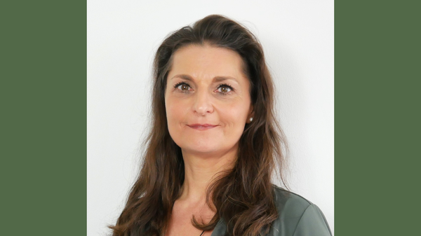 Porträt Iris Gorke