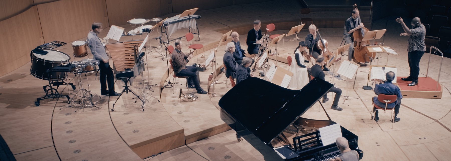 Ensemble Modern bei der Probe im Konzertsaal