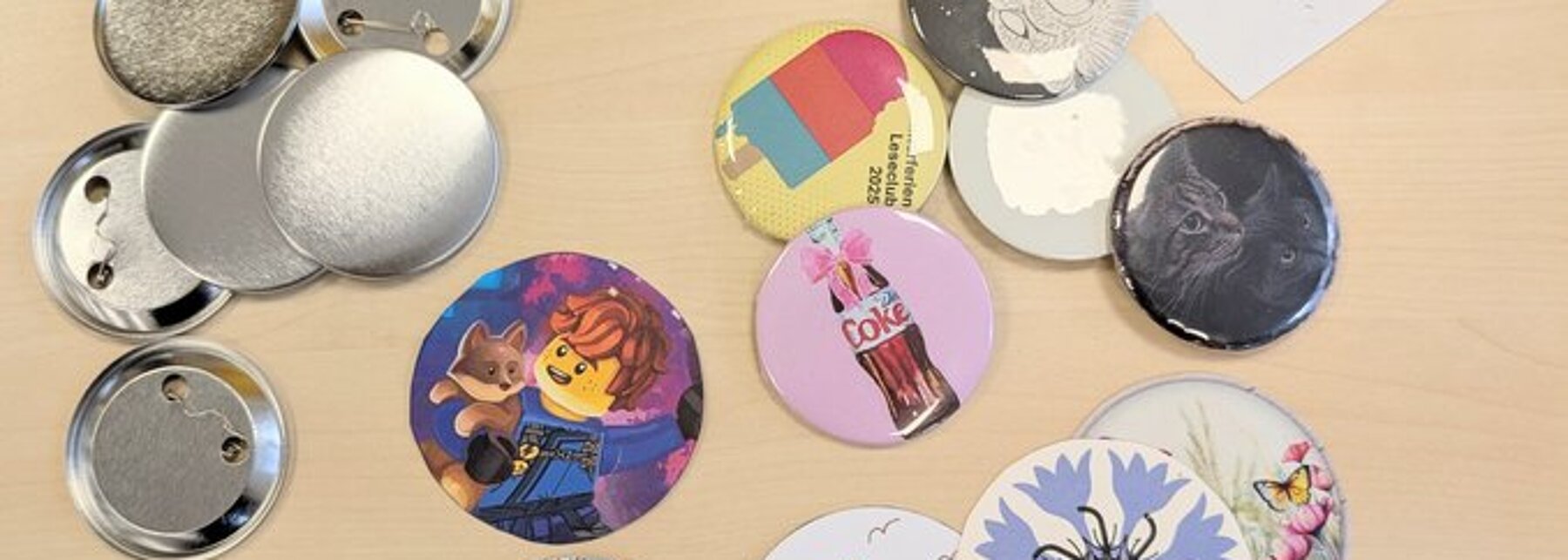 Viele bunte Buttons